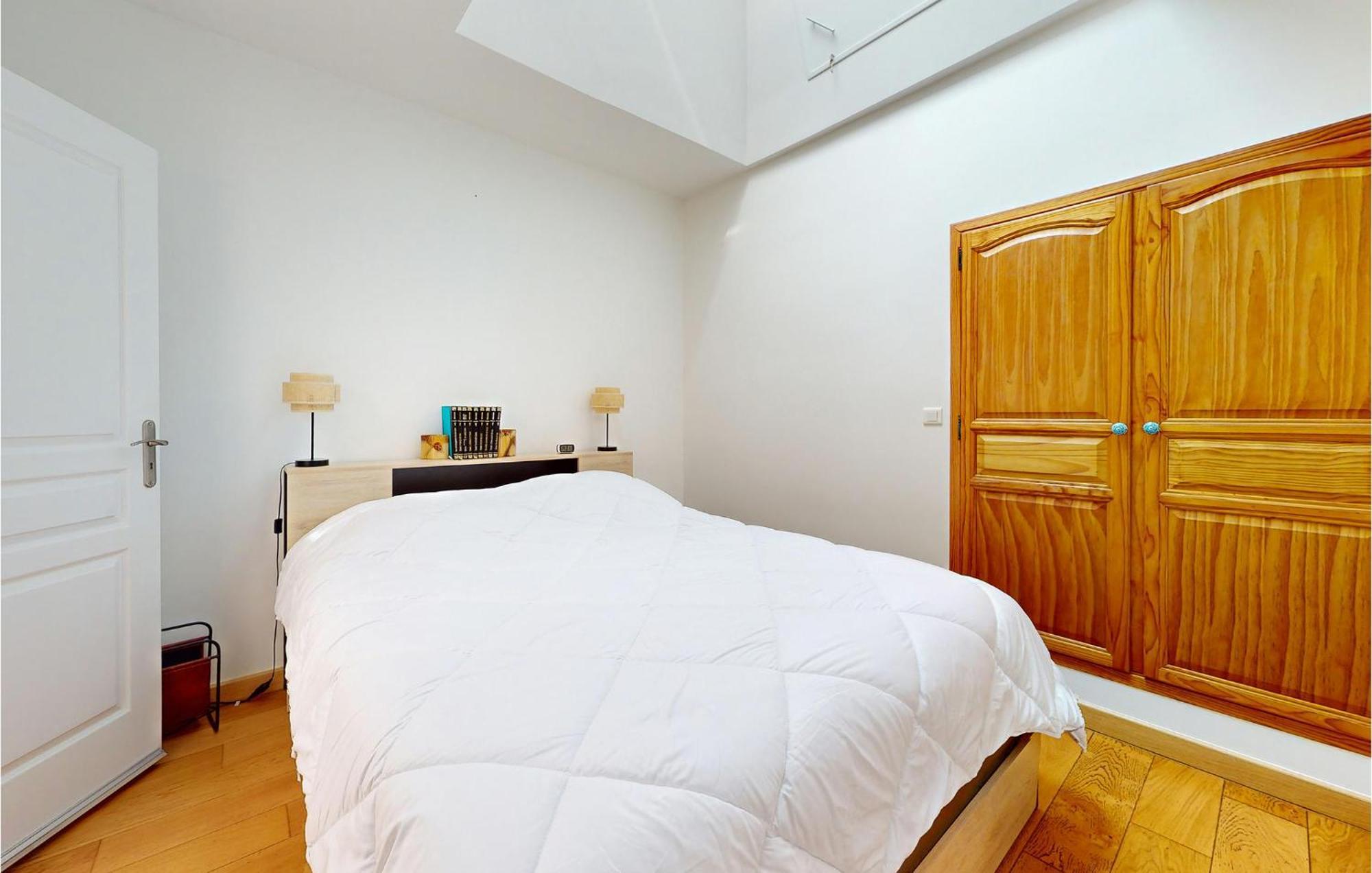 2 Bedroom Gorgeous In Hébergement de vacances